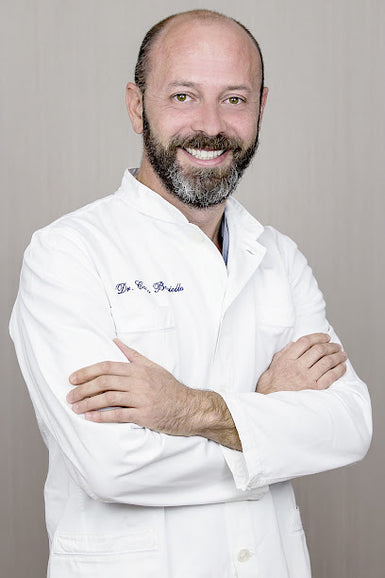 dermatologist image-2
